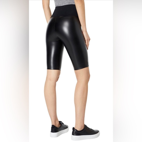 Assets by Spanx Faux Leather Bike Shorts XL - Picture 3 of 10